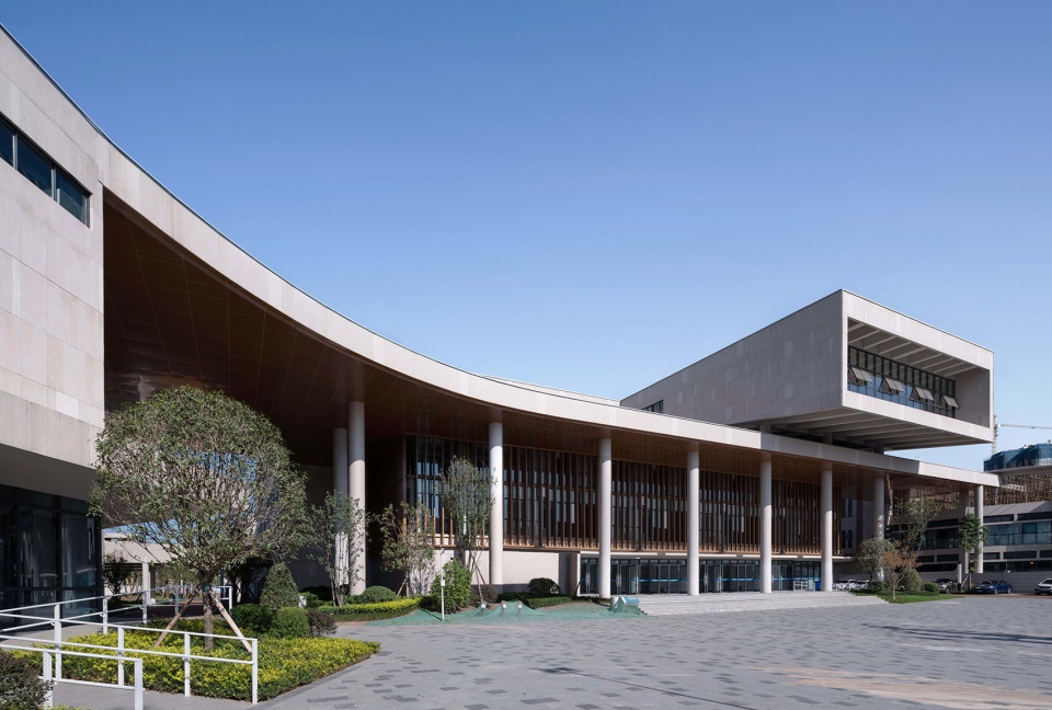 小學設計,學校設計,校園設計,學校設計案例,校園改造,學校裝修,中學設計,成都外國語學校仁壽校區,成都,江蘇中銳華東建築設計研究院有限公司榮朝暉工作室