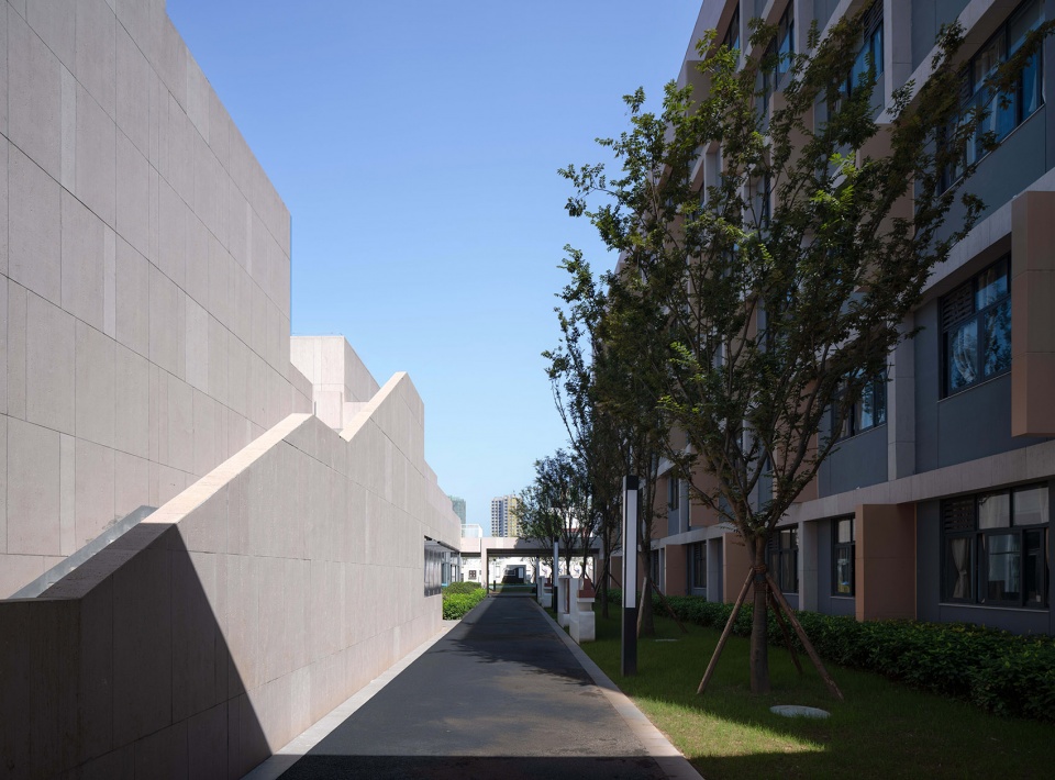 小學設計,學校設計,校園設計,學校設計案例,校園改造,學校裝修,中學設計,成都外國語學校仁壽校區,成都,江蘇中銳華東建築設計研究院有限公司榮朝暉工作室