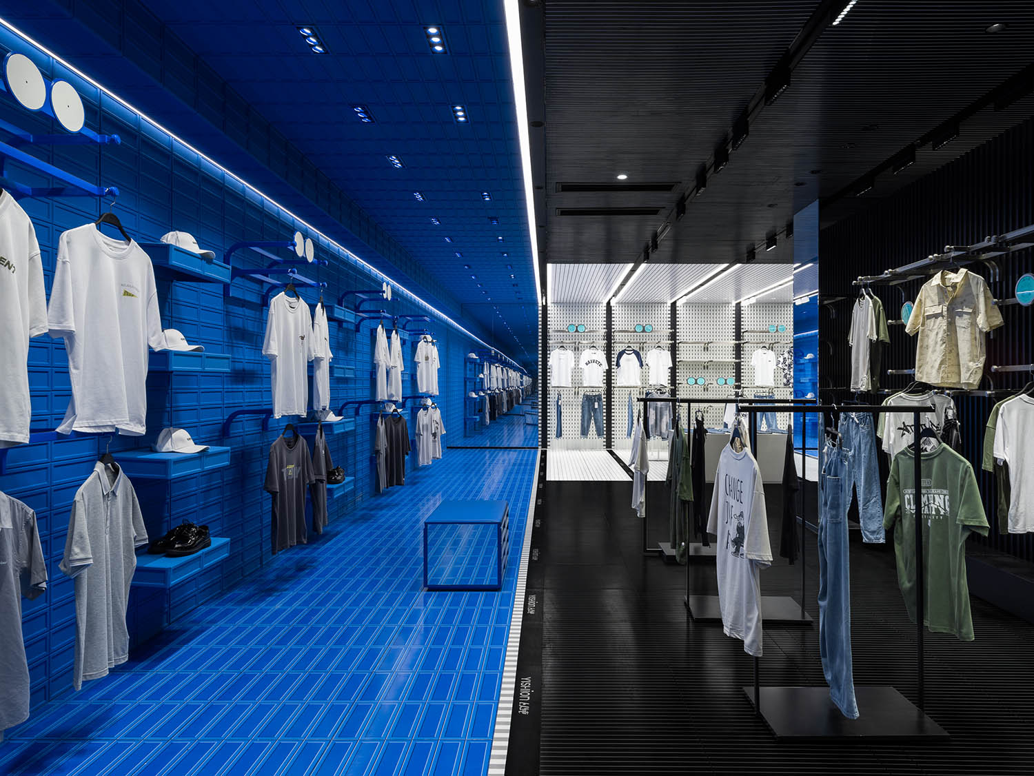 服裝店設計,零售店設計,服裝零售店設計,服裝店設計案例,服裝店設計方案,旗艦店設計,服裝概念店,服裝旗艦店,長沙,以純旗艦店,唯想國際,李想