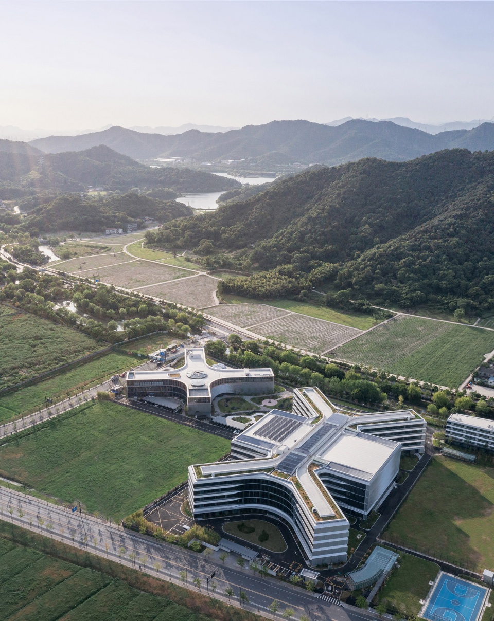 幼兒園設計,中學設計,小學設計,學校設計,校園設計,學校設計案例,校園改造,學校裝修,HIS杭州國際學校,杭州,line+建築事務所,gad