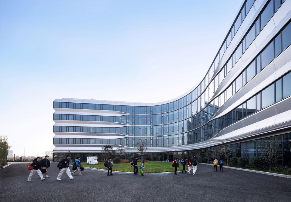 幼兒園設計,中學設計,小學設計,學校設計,校園設計,學校設計案例,校園改造,學校裝修,HIS杭州國際學校,杭州,line+建築事務所,gad