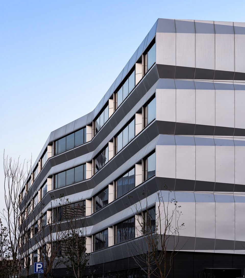 幼兒園設計,中學設計,小學設計,學校設計,校園設計,學校設計案例,校園改造,學校裝修,HIS杭州國際學校,杭州,line+建築事務所,gad