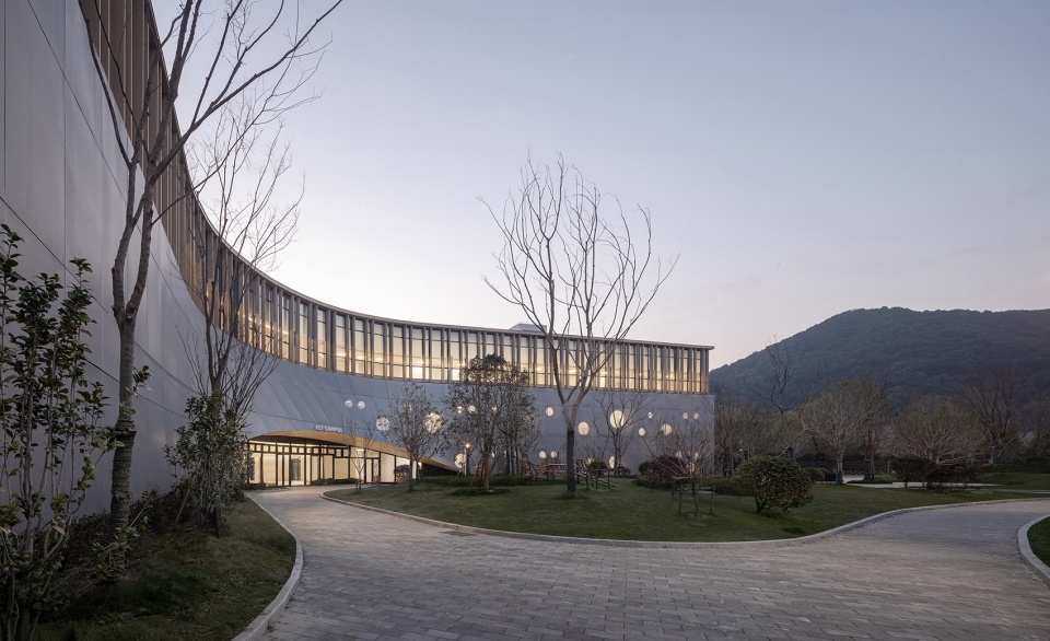 幼兒園設計,中學設計,小學設計,學校設計,校園設計,學校設計案例,校園改造,學校裝修,HIS杭州國際學校,杭州,line+建築事務所,gad