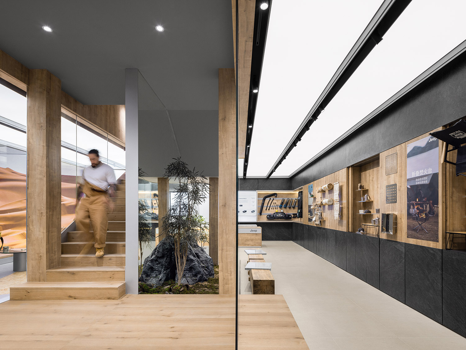 展廳設計,汽車展廳設計,展廳設計案例,展廳設計方案,體驗店設計,汽車體驗店設計,Jeep汽車展廳,Jeep全球首家旗艦體驗中心,上海,Jeep探享中心,旗艦店設計,汽車銷售店設計,INGROUP