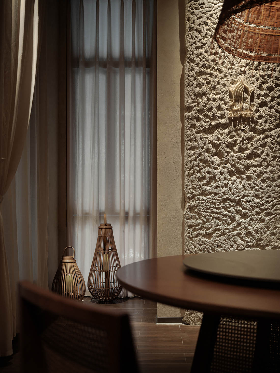 泰國菜餐廳設計,餐廳設計,主題餐廳設計,餐廳設計案例,餐廳設計方案,泰式主題餐廳設計,休閑餐廳設計,現代風格餐廳設計,昆明,泰爽金餐廳海樂世界店,艾洛設計