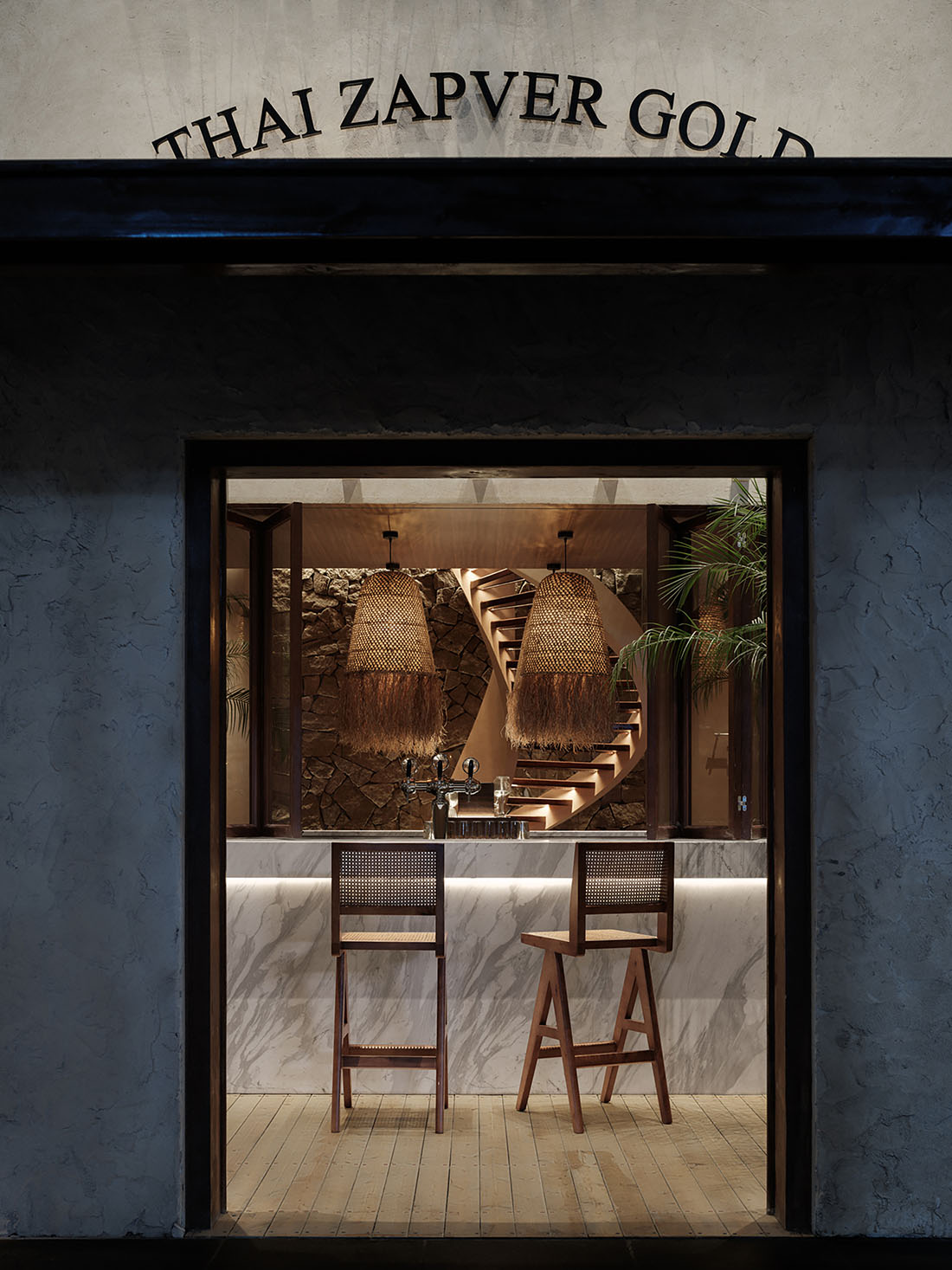 泰國菜餐廳設計,餐廳設計,主題餐廳設計,餐廳設計案例,餐廳設計方案,泰式主題餐廳設計,休閑餐廳設計,現代風格餐廳設計,昆明,泰爽金餐廳海樂世界店,艾洛設計