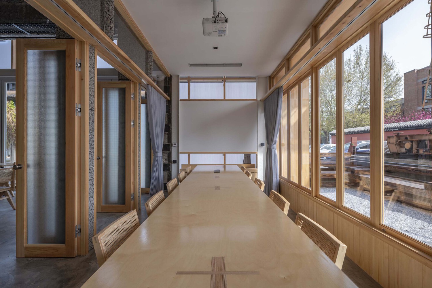 北京咖啡店設計,咖啡店設計,咖啡店設計案例,北京咖啡店,空間站建築師事務所,MONOLOGO,謨農咖啡,375㎡,咖啡廳設計,北京751創意園,北京謨農咖啡,空間站事務所