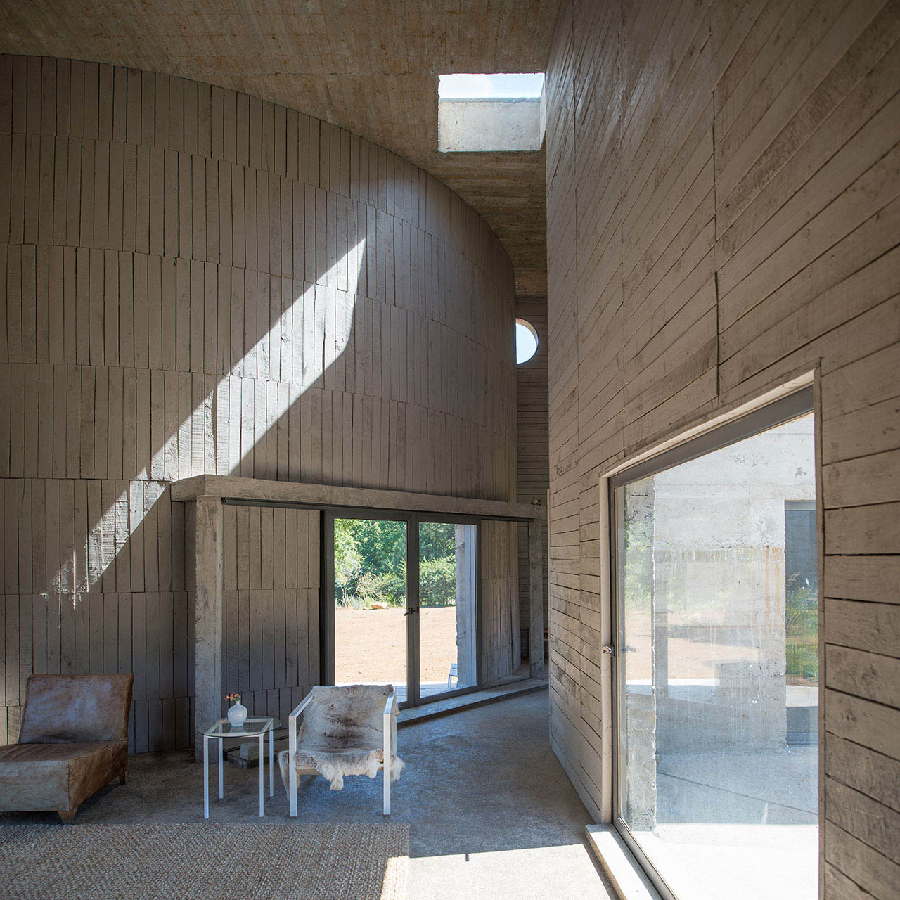 Pezo von Ellrichshausen,2400㎡,住宅設計案例,極簡主義,野獸派,智利,鄉村別墅,建築師的家