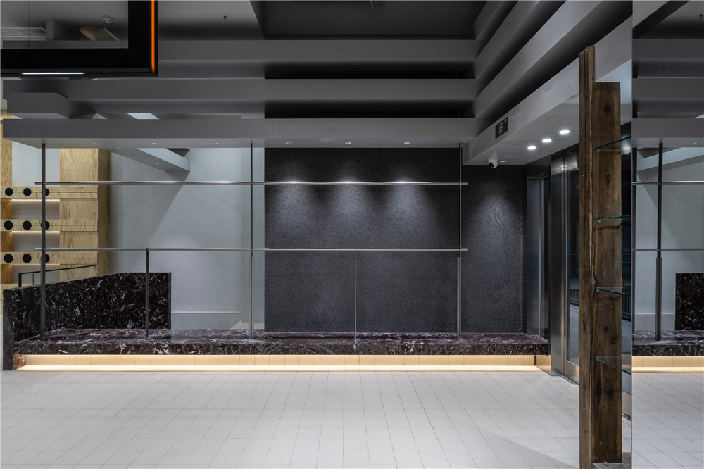 服裝店設計,男裝店設計,服裝店設計案例,服裝店設計方案,零售店設計,商店設計,服裝零售店設計,成都,WHOOSIS,未來以北工作室