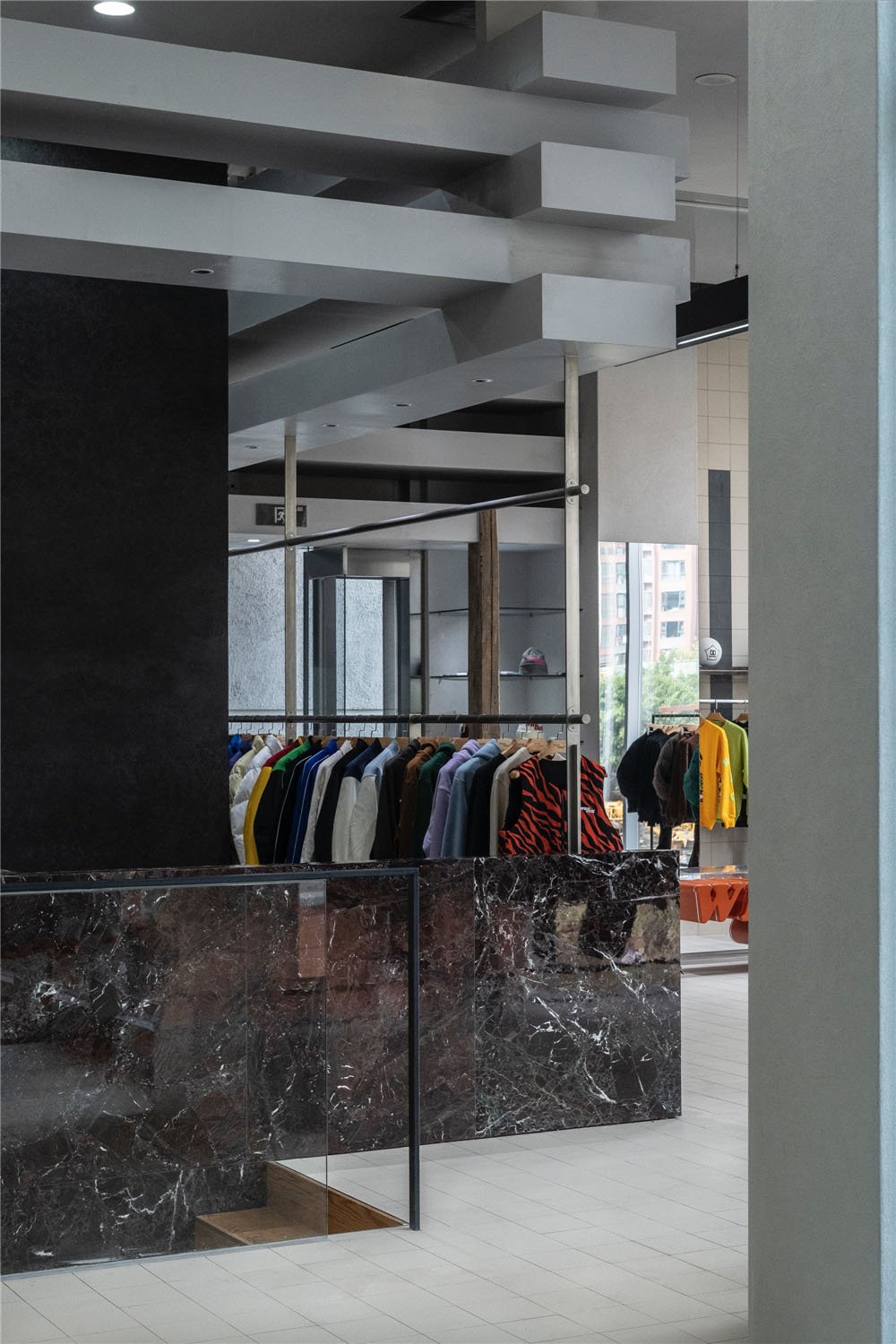 服裝店設計,男裝店設計,服裝店設計案例,服裝店設計方案,零售店設計,商店設計,服裝零售店設計,成都,WHOOSIS,未來以北工作室