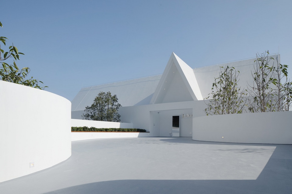 書店設計,公園書店設計,公園公共建築設計,建築設計,公園建築景觀設計,中山,紫馬嶺公園香山書房,廣東中山建築設計院股份有限公司