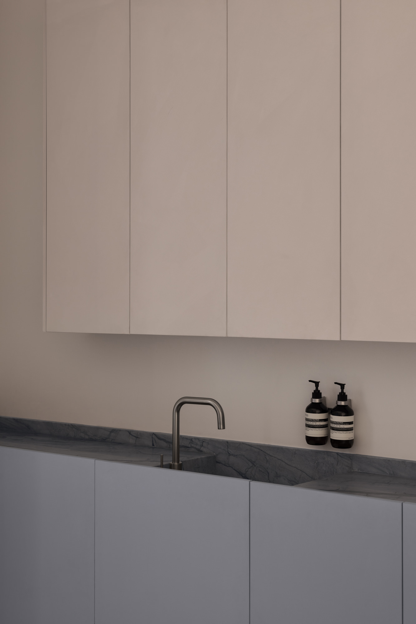 美容院設計,美容店設計,護膚店設計,美容院設計案例,Nickolas Gurtler,珀斯,美容診所,Thierry Mugler