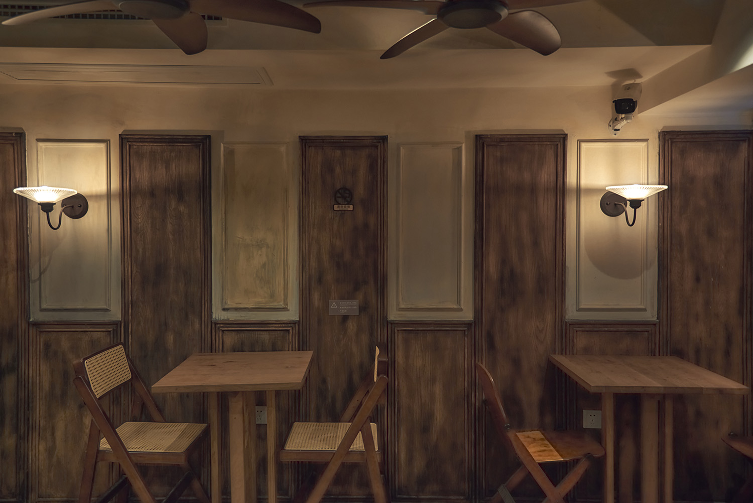 咖啡店設計,咖啡店設計案例,咖啡店設計方案,咖啡廳設計,小咖啡店設計,創意咖啡店,代數學家咖啡,長沙,代數學家咖啡星城天地店,代數學家咖啡超級文和友店,尚洋藝術