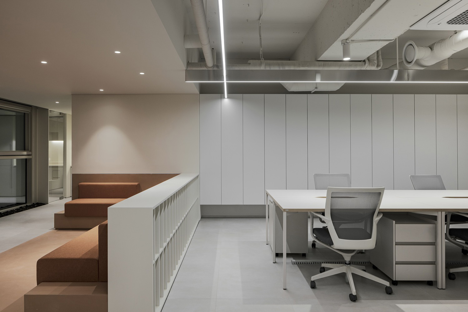 辦公室設計,辦公室設計案例,辦公室設計方案,EDIT TABLE,娛樂公司辦公室,韓國,首爾