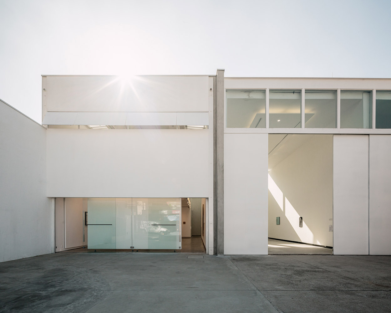 Undiú + Clara Werneck,巴西,190 m²,工作室,辦公室設計案例,極簡美學,極簡主義,米蘭美術館,美術館設計