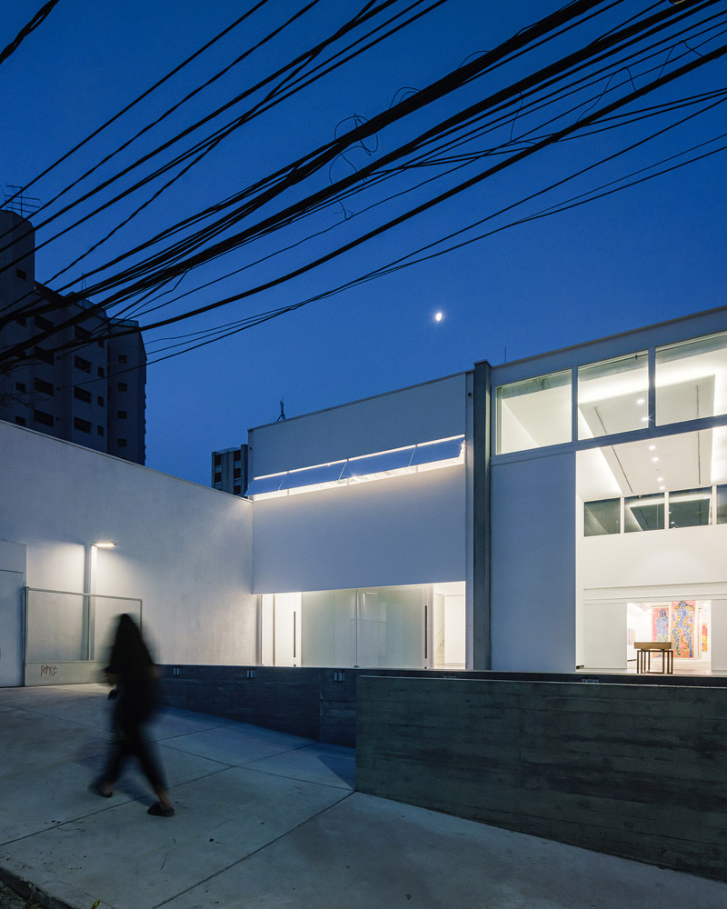 Undiú + Clara Werneck,巴西,190 m²,工作室,辦公室設計案例,極簡美學,極簡主義,米蘭美術館,美術館設計