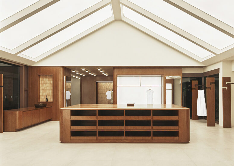 TOPOS DESIGN | 上海MINGSI蟠龍天地店