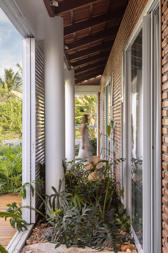 住宅設計,聯排別墅,別墅設計,紅磚別墅,Coletivo de Arquitetos,巴西,庭院別墅,300㎡