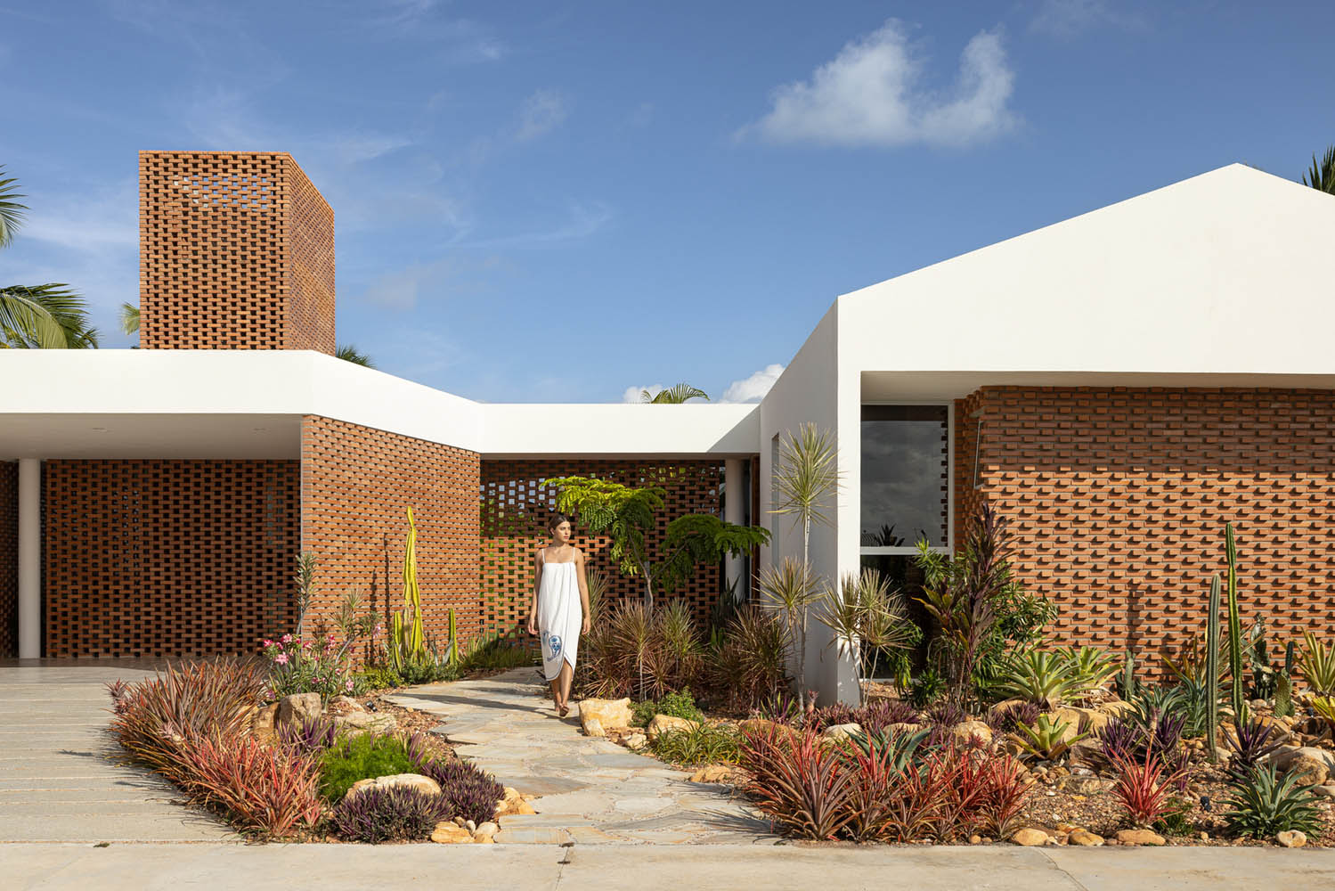 住宅設計,聯排別墅,別墅設計,紅磚別墅,Coletivo de Arquitetos,巴西,庭院別墅,300㎡