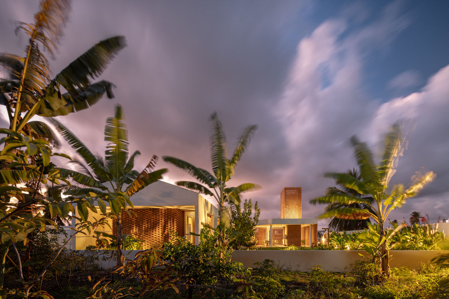 住宅設計,聯排別墅,別墅設計,紅磚別墅,Coletivo de Arquitetos,巴西,庭院別墅,300㎡