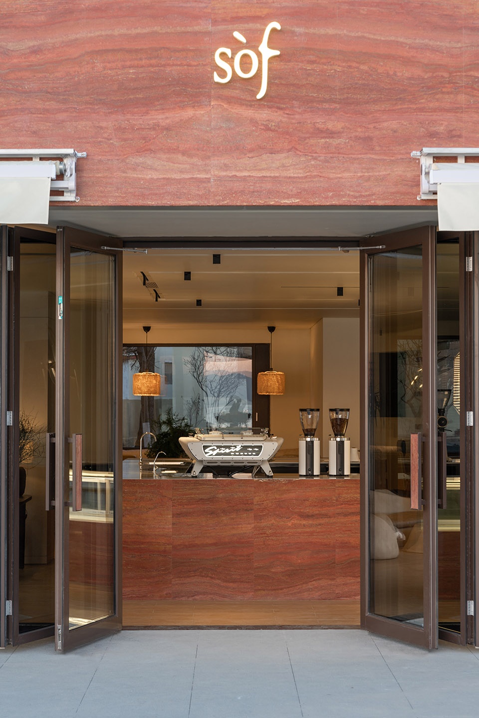 咖啡店設計,咖啡店設計案例,咖啡店設計方案,咖啡廳設計,咖啡店裝修,創意咖啡店,青島,sof咖啡廳,W·精選