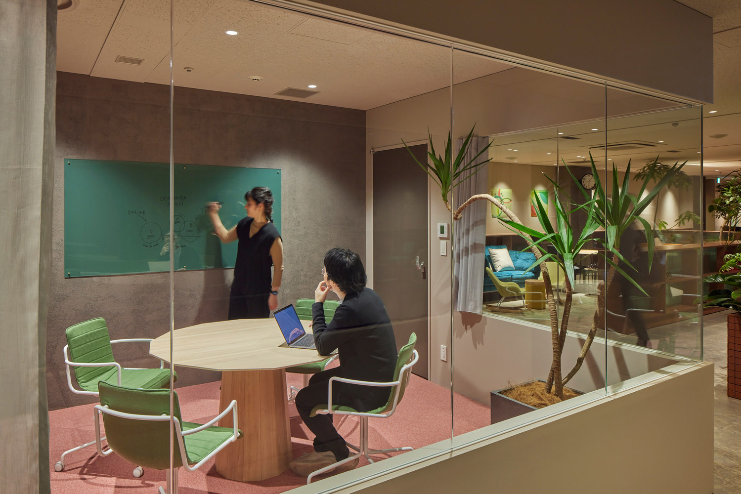 辦公室設計,辦公室設計案例,KOKUYO,日本,Nippan集團總部辦公室,東京,工業風辦公室