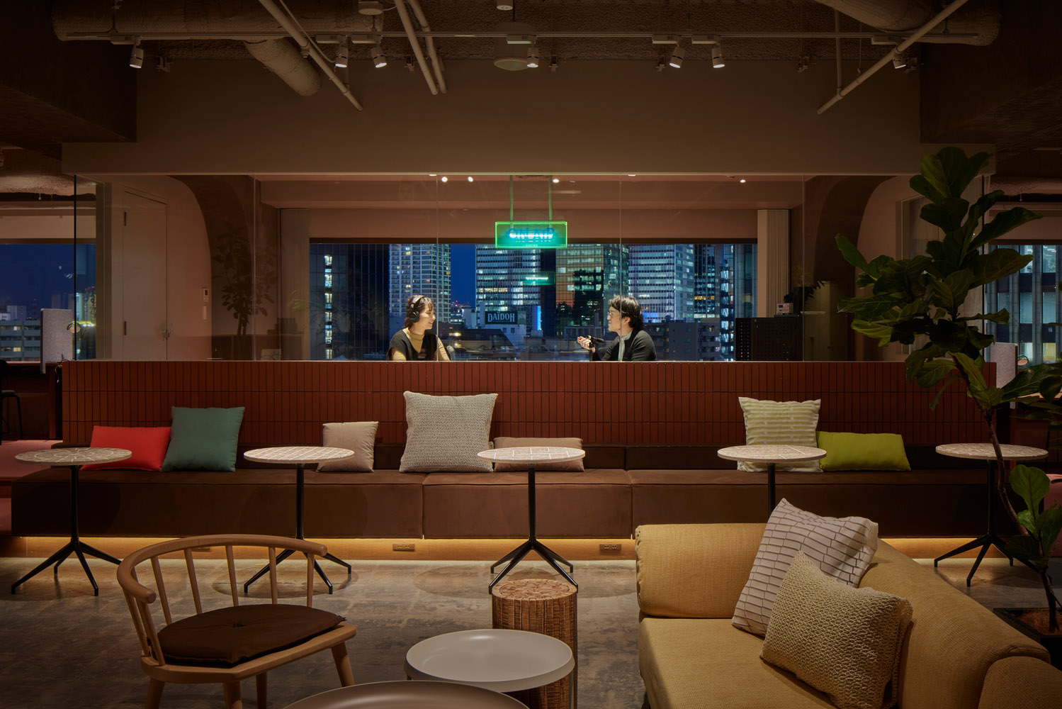 辦公室設計,辦公室設計案例,KOKUYO,日本,Nippan集團總部辦公室,東京,工業風辦公室