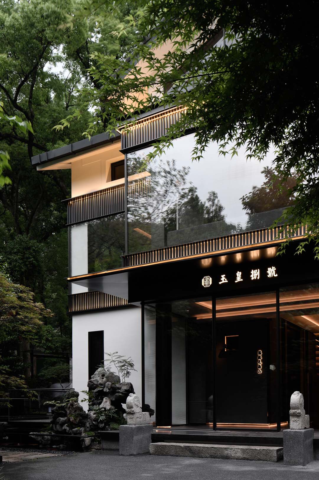 餐廳設計,高檔餐廳設計,壹方設計,中式餐廳設計,新中式餐廳,杭州,餐廳設計案例,杭州玉皇捌號,橖峪室內設計,杭州花敢當景觀,壹+品牌管理谘詢,胡澤