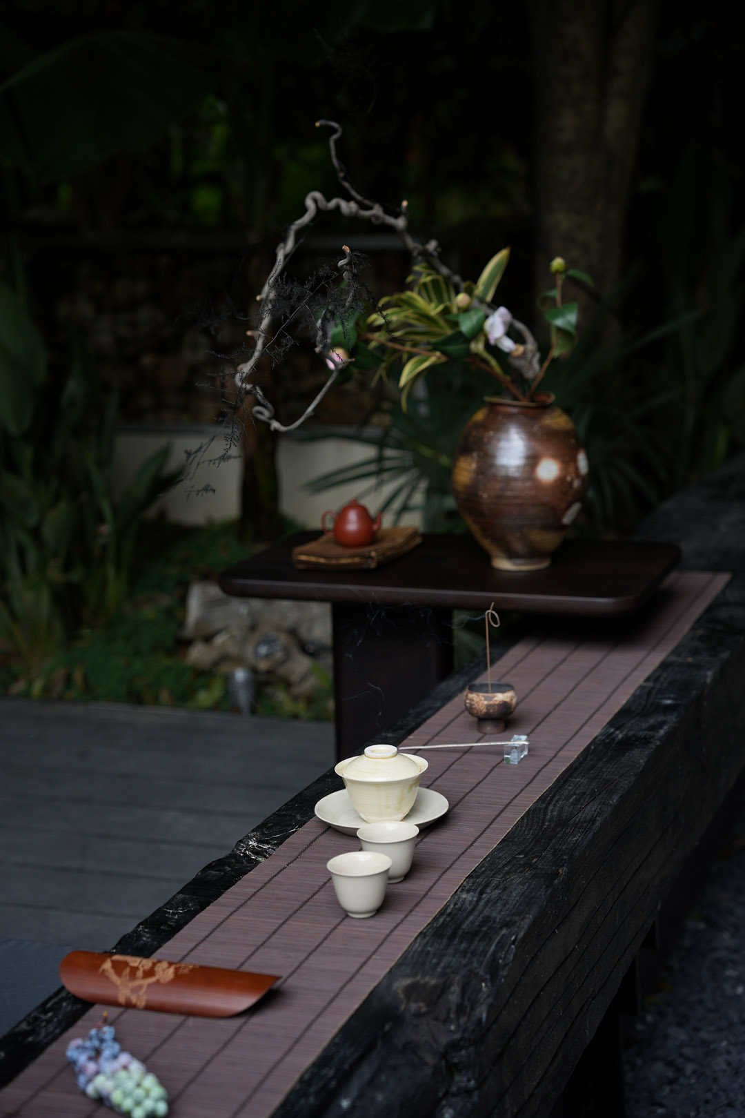 餐廳設計,高檔餐廳設計,壹方設計,中式餐廳設計,新中式餐廳,杭州,餐廳設計案例,杭州玉皇捌號,橖峪室內設計,杭州花敢當景觀,壹+品牌管理谘詢,胡澤