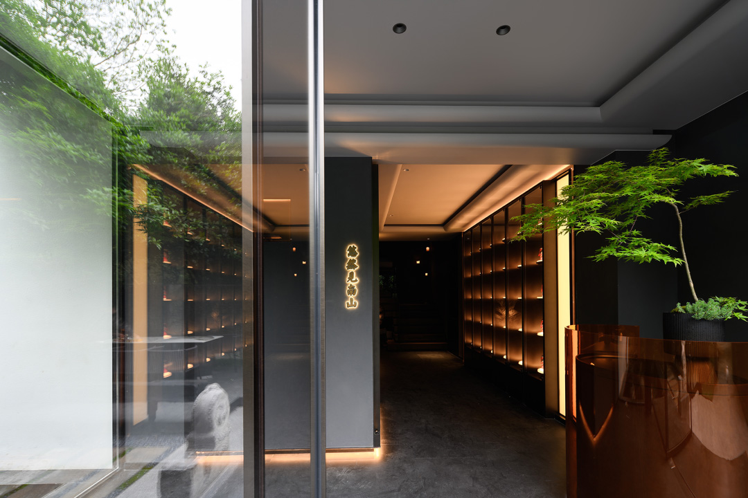 餐廳設計,高檔餐廳設計,壹方設計,中式餐廳設計,新中式餐廳,杭州,餐廳設計案例,杭州玉皇捌號,橖峪室內設計,杭州花敢當景觀,壹+品牌管理谘詢,胡澤