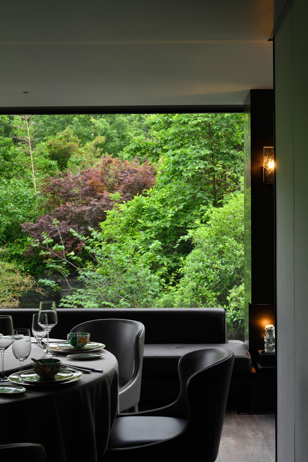 餐廳設計,高檔餐廳設計,壹方設計,中式餐廳設計,新中式餐廳,杭州,餐廳設計案例,杭州玉皇捌號,橖峪室內設計,杭州花敢當景觀,壹+品牌管理谘詢,胡澤