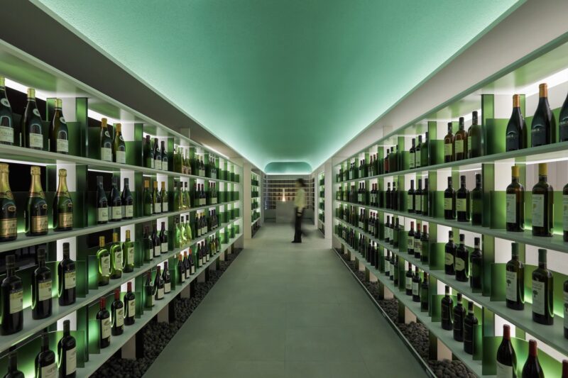 Design Studio Maoom + 134 | 680㎡，韓國首爾MOWa酒吧餐廳