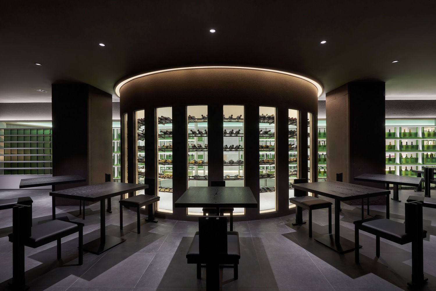 酒吧設計,酒吧設計案例,酒吧設計方案,酒吧裝修,Design Studio Maoom,創意酒吧,酒吧餐廳,MOWa酒吧餐廳,680㎡,韓國,首爾