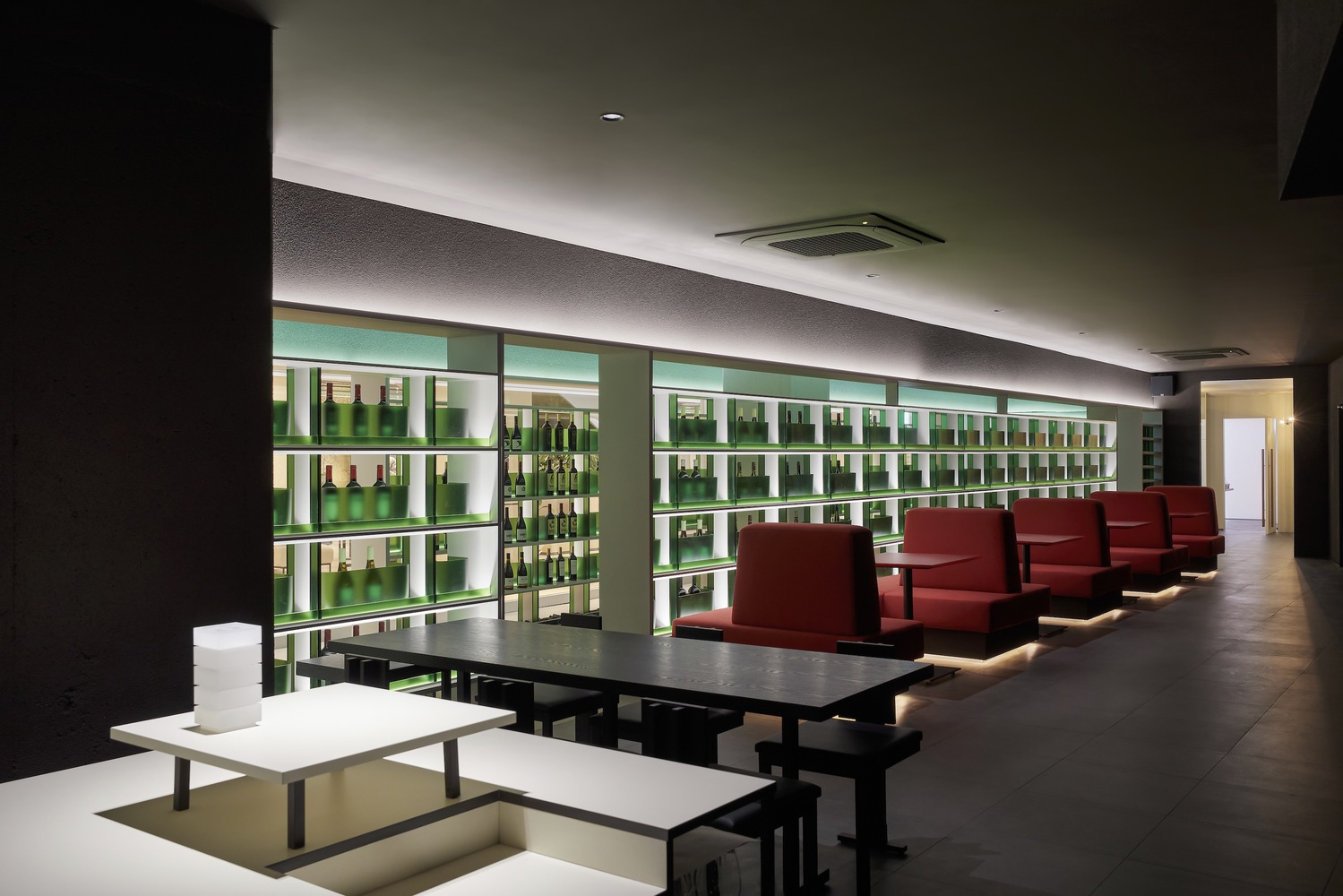 酒吧設計,酒吧設計案例,酒吧設計方案,酒吧裝修,Design Studio Maoom,創意酒吧,酒吧餐廳,MOWa酒吧餐廳,680㎡,韓國,首爾