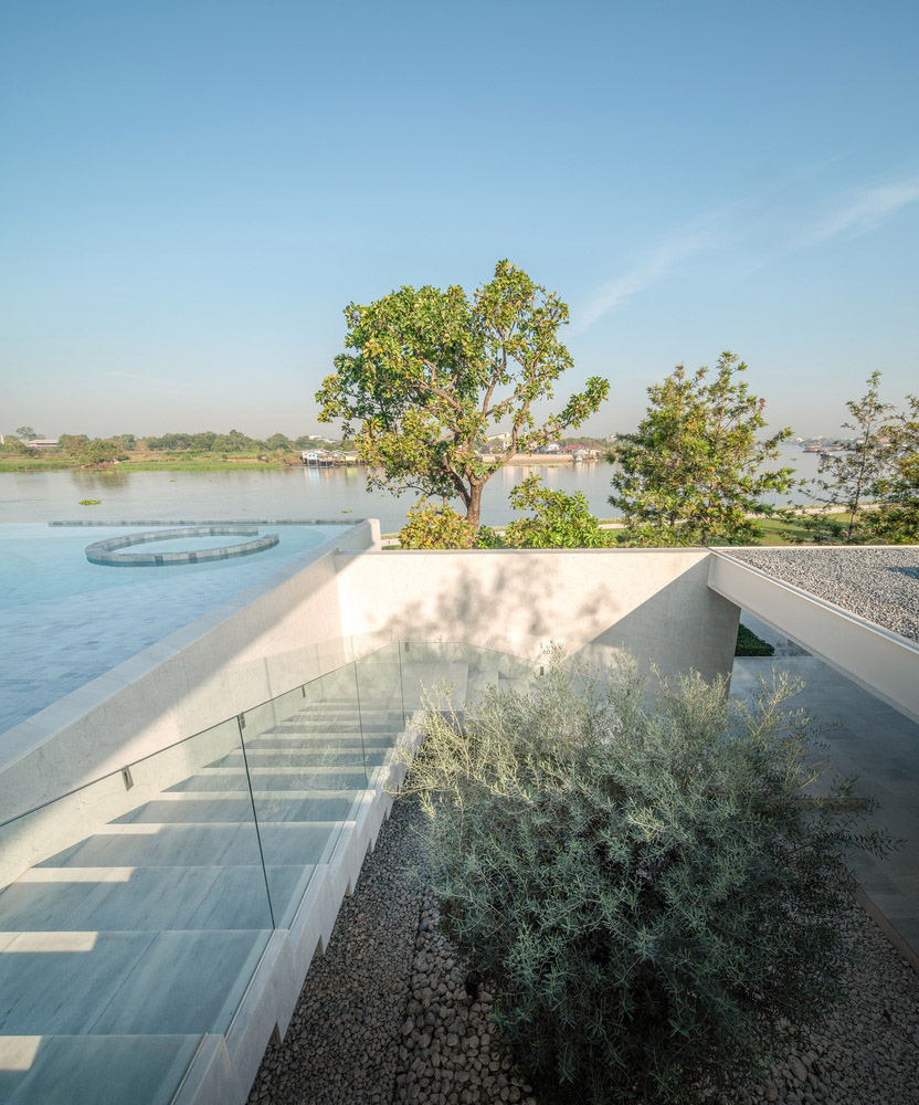 別墅設計,4500㎡,泰國,獨棟別墅設計,豪宅設計,別墅設計案例,別墅裝修,現代風格別墅設計,OfficeAT,現代風格別墅設計案例,濱河別墅