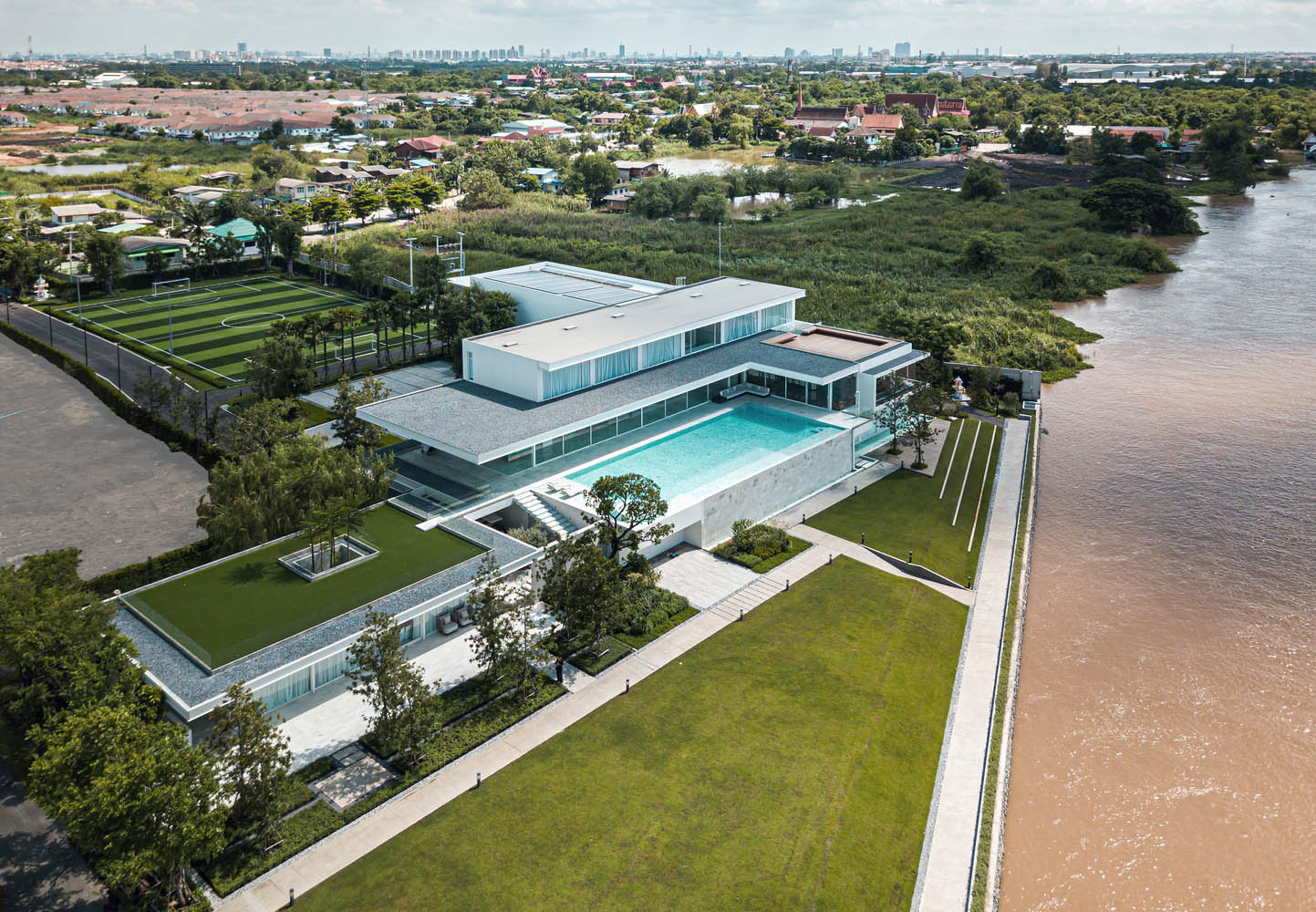 別墅設計,4500㎡,泰國,獨棟別墅設計,豪宅設計,別墅設計案例,別墅裝修,現代風格別墅設計,OfficeAT,現代風格別墅設計案例,濱河別墅