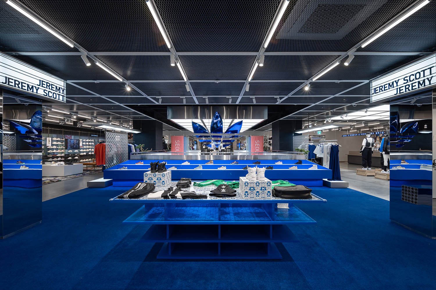 商店設計,零售店設計,零售店設計案例,零售店設計方案,鞋店設計,鞋店零售店設計,旗艦店設計,Home of Sport,Home of Sport-adidas首家亞洲旗艦店,韓國首爾市明洞,萬社設計Various Associates