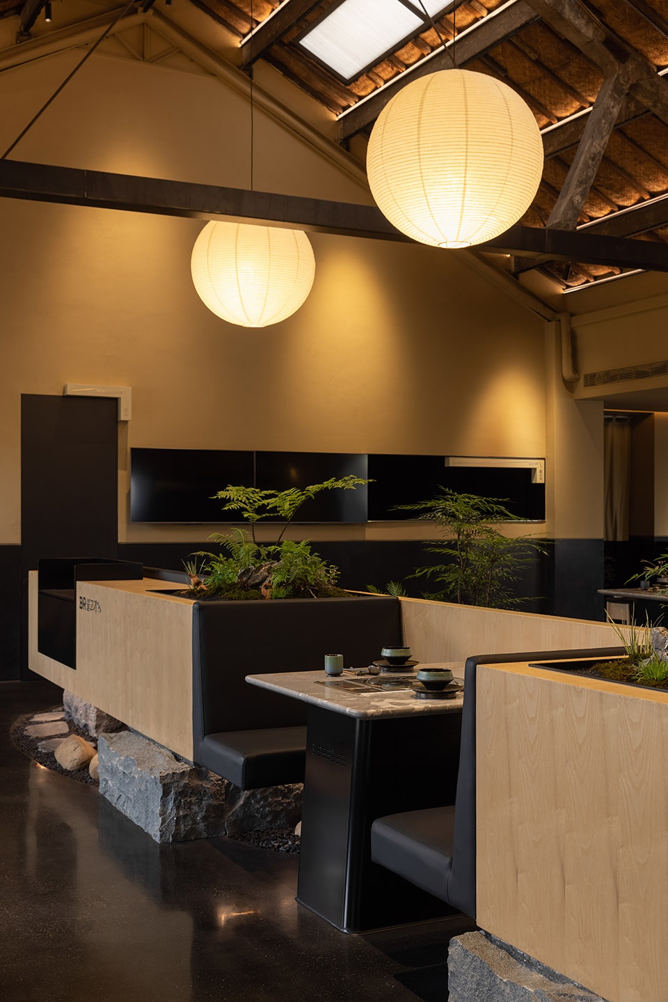 餐廳設計,酒吧設計,休閑餐廳設計,烤肉店設計,餐廳設計案例,餐廳設計方案,餐廳裝修,燒烤店設計,戶外風格餐廳設計,杭州,BR-Bulgogi老廠房裏的韓國烤肉與精釀,杭州觀堂設計