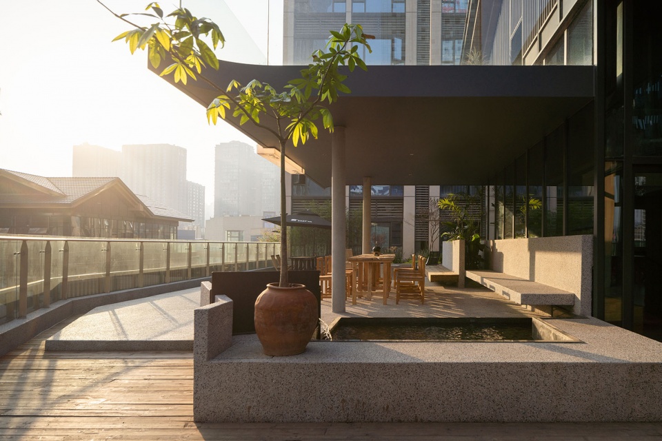 餐廳設計,茶室設計,休閑餐廳設計,餐廳設計案例,餐廳設計方案,餐廳裝修,戶外風格餐廳設計,四川樂山,東鴉EAST’YA,HOOOLDESIGN事務所