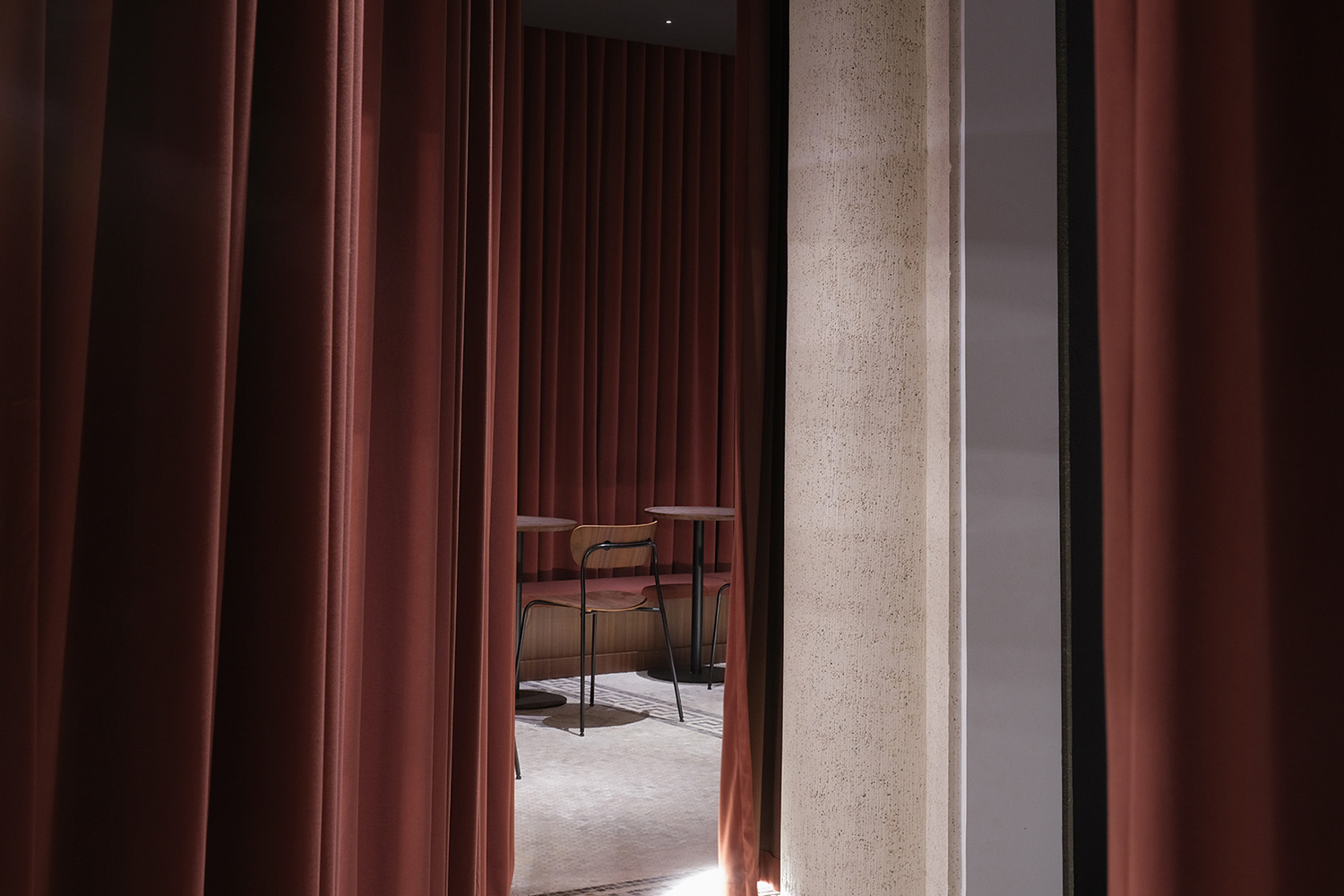 酒吧設計,酒吧設計案例,現代風格酒吧設計,酒吧設計方案,酒吧裝修,酒館設計,主題酒吧設計,主題空間設計,上海,一個很難滿意的BAR,無定設計