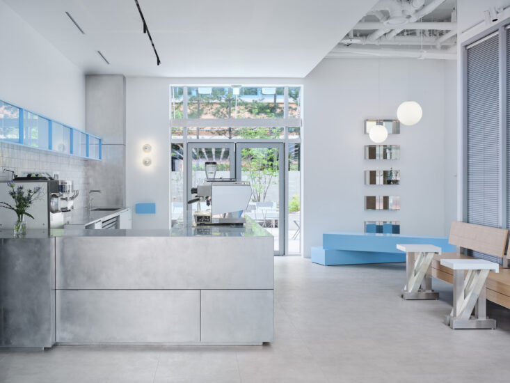 TCTC〡298㎡，韓國首爾極簡主義咖啡廳-NONSCALED