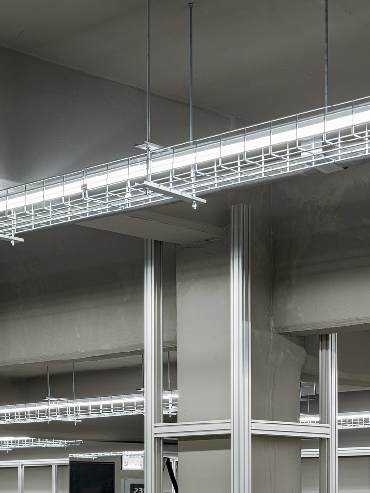 零售店設計,unseenbird,零售店設計案例,零售店設計方案,商店設計,皮包店設計,韓國,首爾,Nukak Store,300㎡