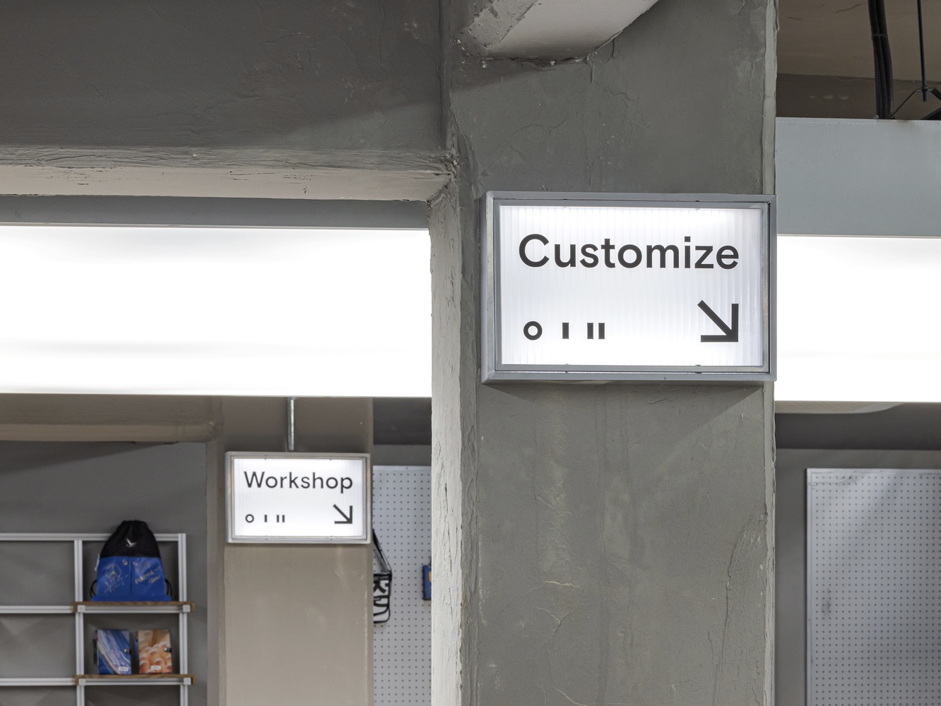 零售店設計,unseenbird,零售店設計案例,零售店設計方案,商店設計,皮包店設計,韓國,首爾,Nukak Store,300㎡