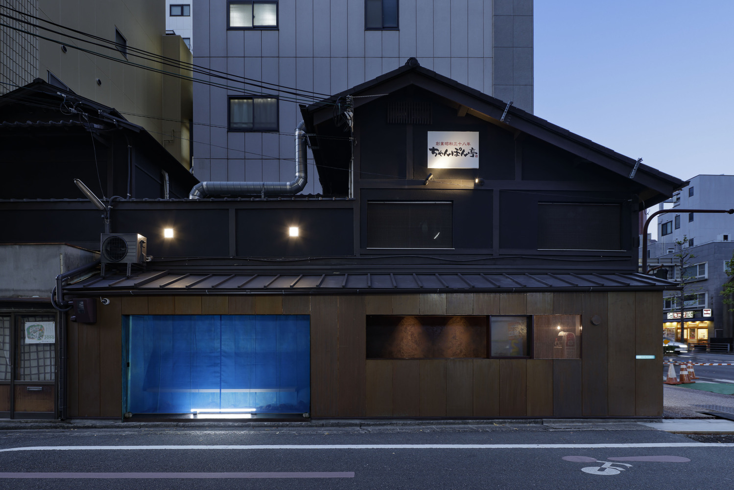 日本,京都,咖啡廳設計案例,極簡主義,街邊店,10㎡,咖啡廳設計,G architects studio,咖啡店設計