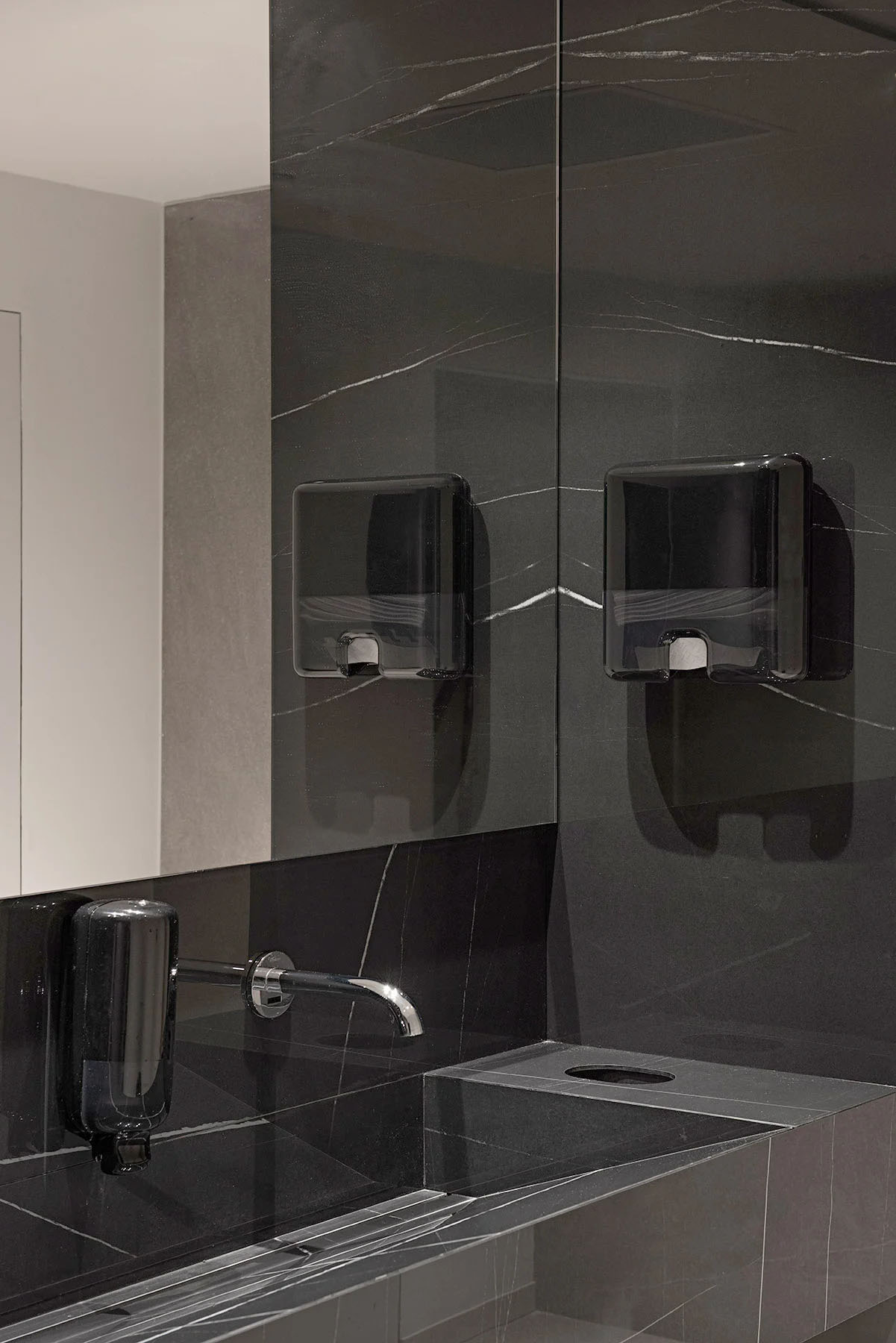 DIIA,意大利,酒店,汽車旅館設計案例,汽車旅館設計,旅館設計,酒店設計案例,國外酒店設計