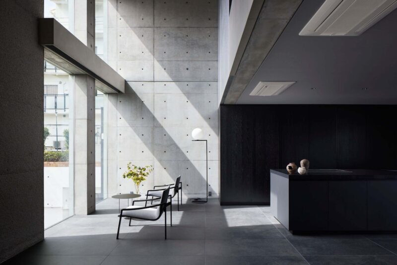 GOSIZE | 日本兵庫縣極簡主義清水混凝土別墅