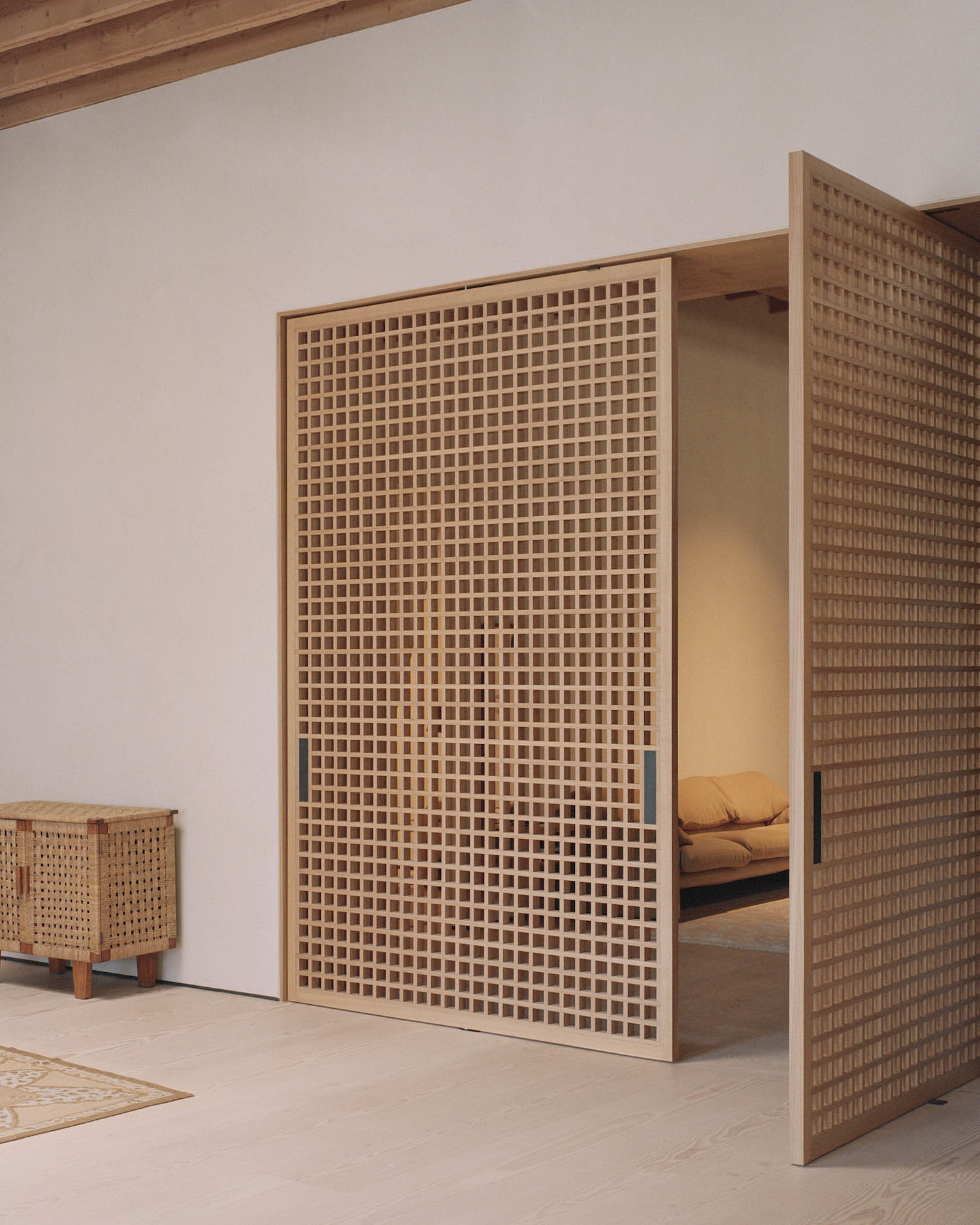 零售店設計,服裝零售店設計,服裝店設計,買手店設計,零售店設計案例,Knight Associates,洛杉磯,極簡主義,Lonely Melrose