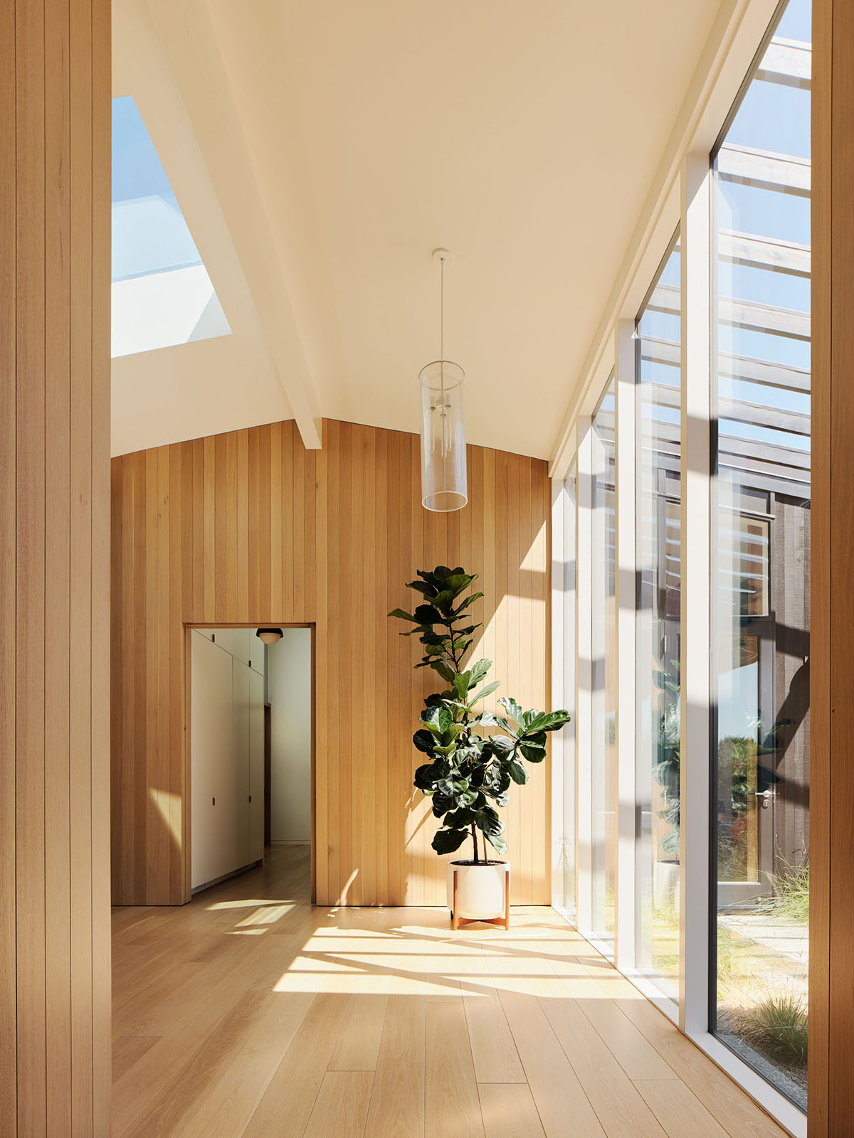 別墅設計,美國,原木色,極簡風格,別墅設計案例,泳池庭院別墅,別墅設計方案,加利福尼亞,Piechota Architecture