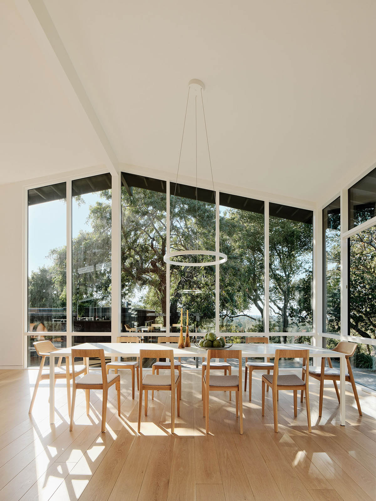 別墅設計,美國,原木色,極簡風格,別墅設計案例,泳池庭院別墅,別墅設計方案,加利福尼亞,Piechota Architecture