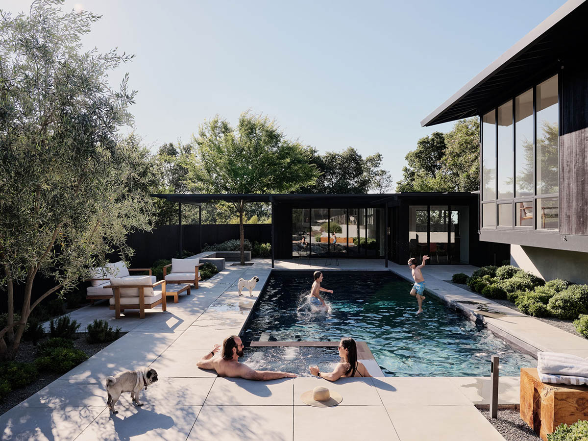 別墅設計,美國,原木色,極簡風格,別墅設計案例,泳池庭院別墅,別墅設計方案,加利福尼亞,Piechota Architecture